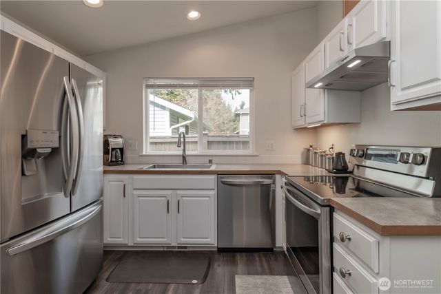 8119 117th Street Ct E, Puyallup, WA 98373