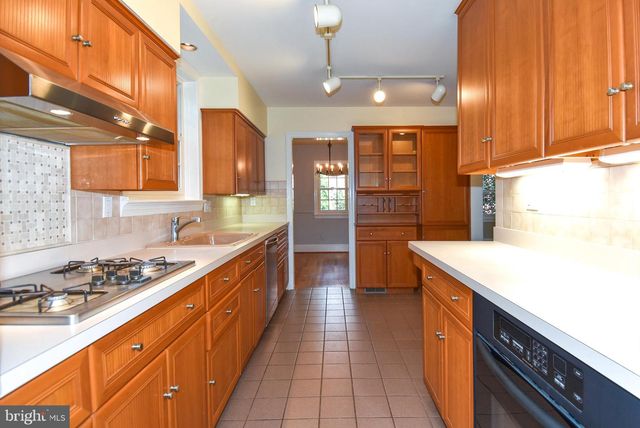 510 N NELSON ST, Arlington, VA 22203