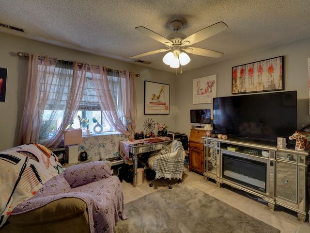 212 Sterling Village 212, Meriden, CT 06450