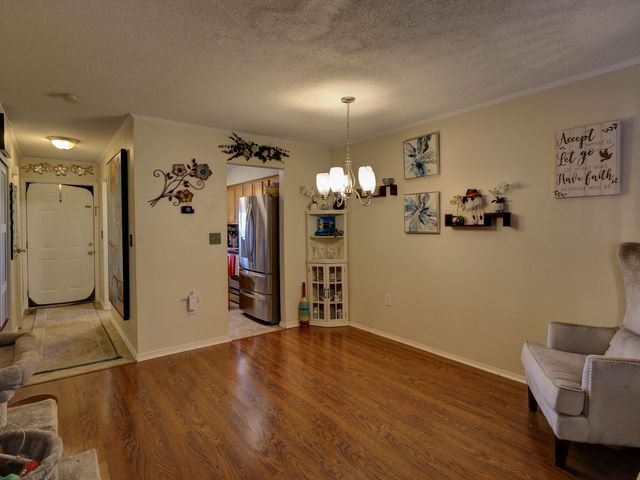 212 Sterling Village 212, Meriden, CT 06450