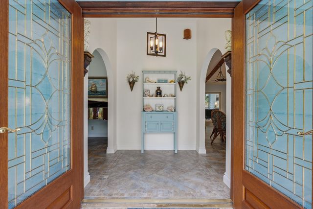 19785 Castlewood Drive, Jupiter, FL 33458