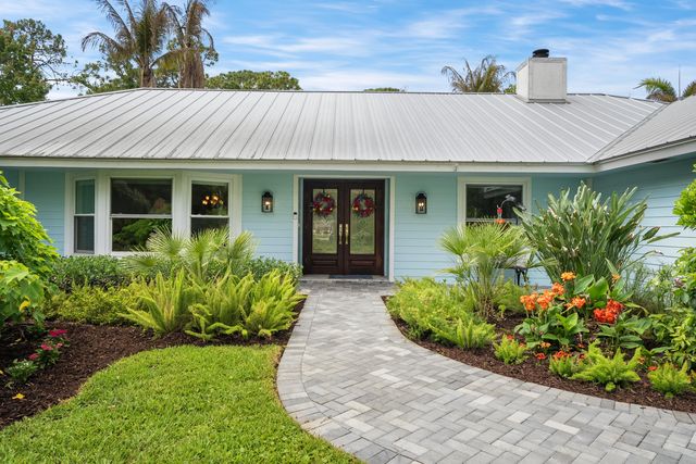 19785 Castlewood Drive, Jupiter, FL 33458