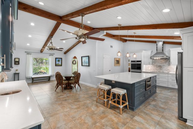 19785 Castlewood Drive, Jupiter, FL 33458