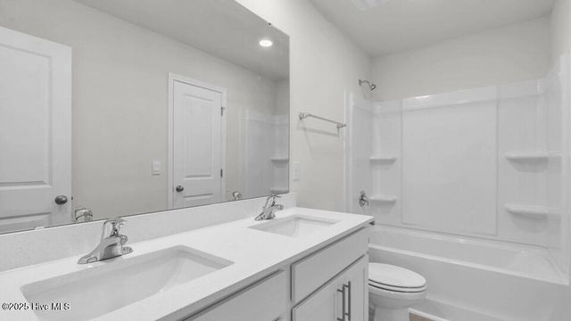 1863 Branson Court, Farmville, NC 27828