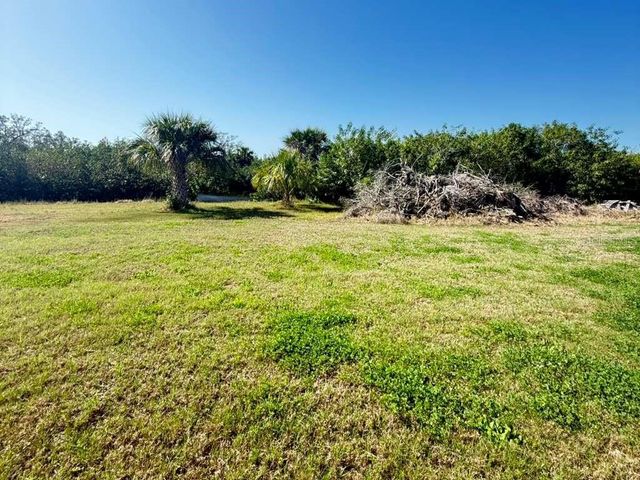 4858 TROYDALE ROAD, Tampa, FL 33615