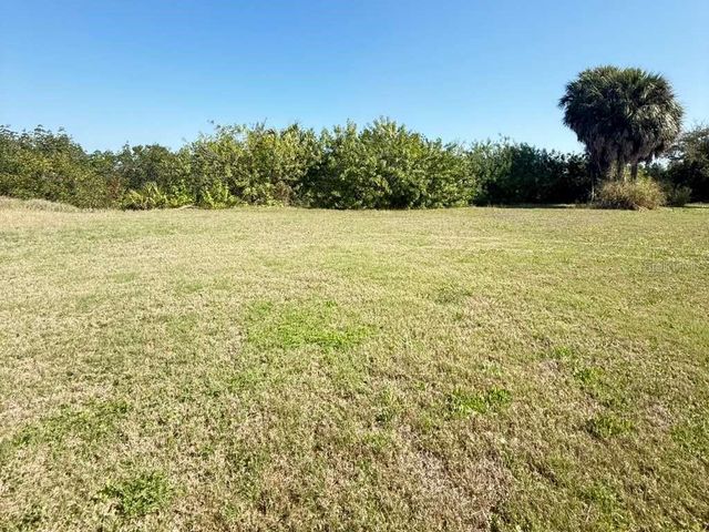 4858 TROYDALE ROAD, Tampa, FL 33615