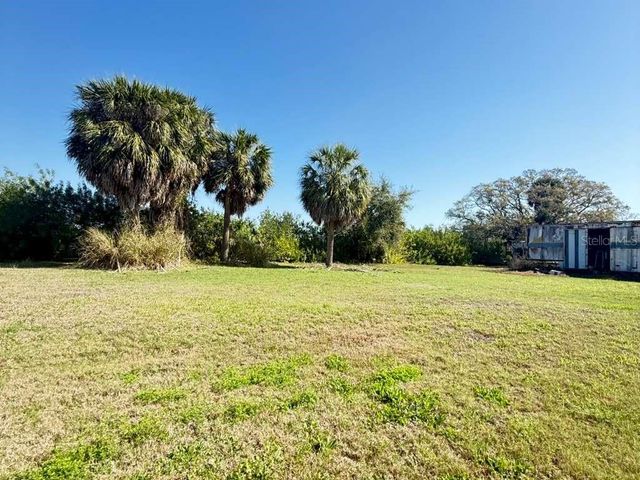 4858 TROYDALE ROAD, Tampa, FL 33615