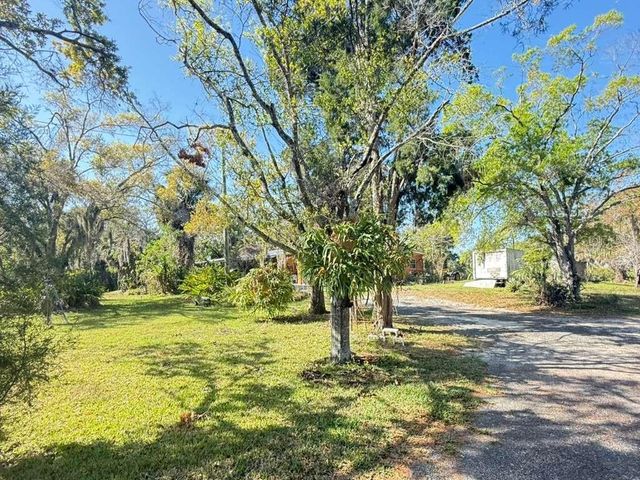 4858 TROYDALE ROAD, Tampa, FL 33615