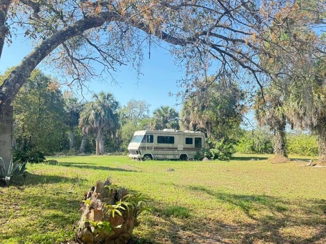 4858 TROYDALE ROAD, Tampa, FL 33615