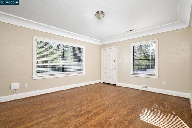 1440 Beach St, Vallejo, CA 94590