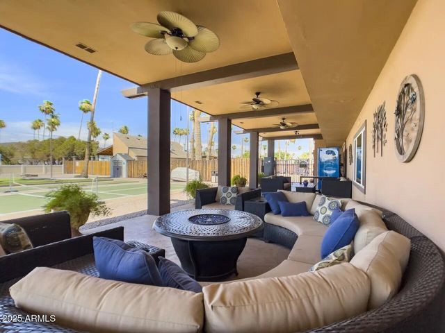 2050 W DUNLAP Avenue B153, Phoenix, AZ 85021