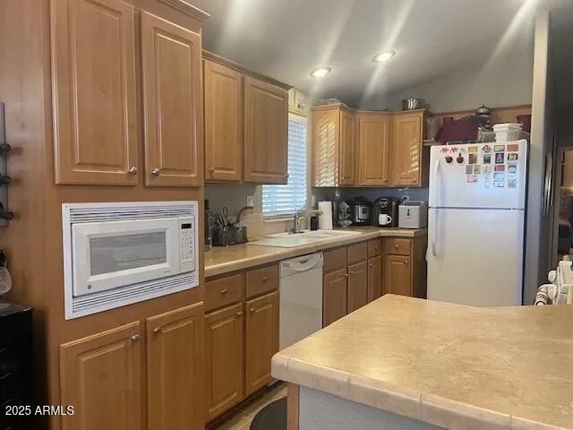 2050 W DUNLAP Avenue B153, Phoenix, AZ 85021