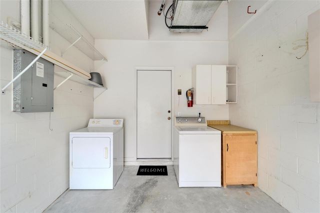 1032 RADISON AVENUE 2, Sun City Center, FL 33573
