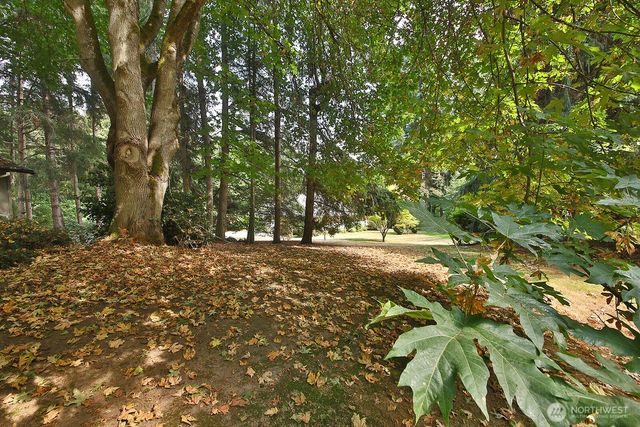 3198 Eaglecrest Lane, Clinton, WA 98236