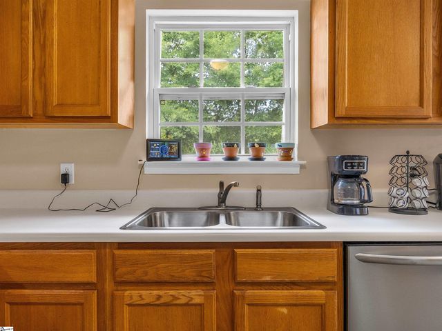 554 Fawn Branch Trail, Boiling Springs, SC 29316