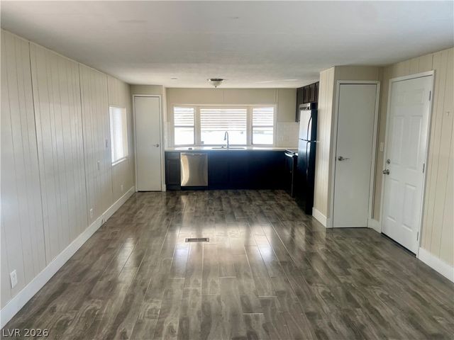 2872 Green Tree Avenue, Las Vegas, NV 89142