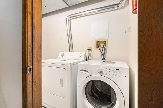 3448 Stonegate Lane Sw, City Of Wyoming, MI 49519