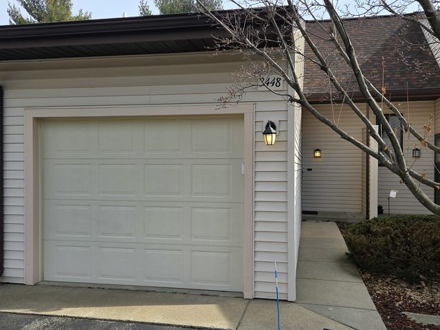 3448 Stonegate Lane Sw, City Of Wyoming, MI 49519