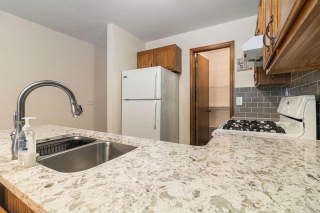 3448 Stonegate Lane Sw, City Of Wyoming, MI 49519