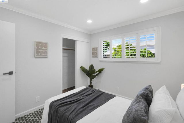 5107 Royal Palm Dr, Fremont, CA 94538