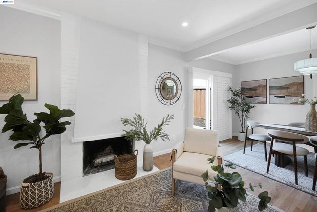 5107 Royal Palm Dr, Fremont, CA 94538