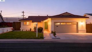 5107 Royal Palm Dr, Fremont, CA 94538