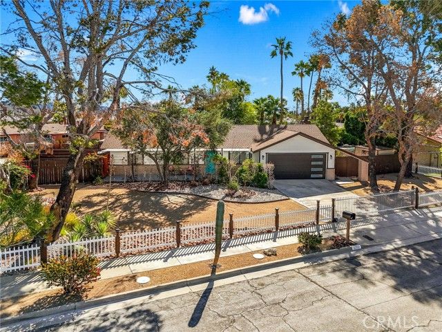 2200 N Carillo Road, Palm Springs, CA 92262