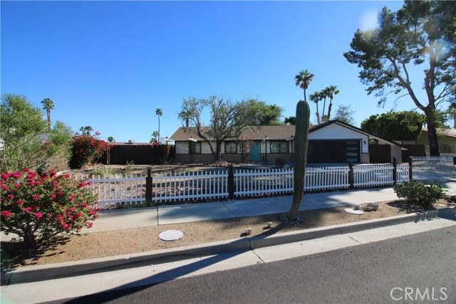 2200 N Carillo Road, Palm Springs, CA 92262