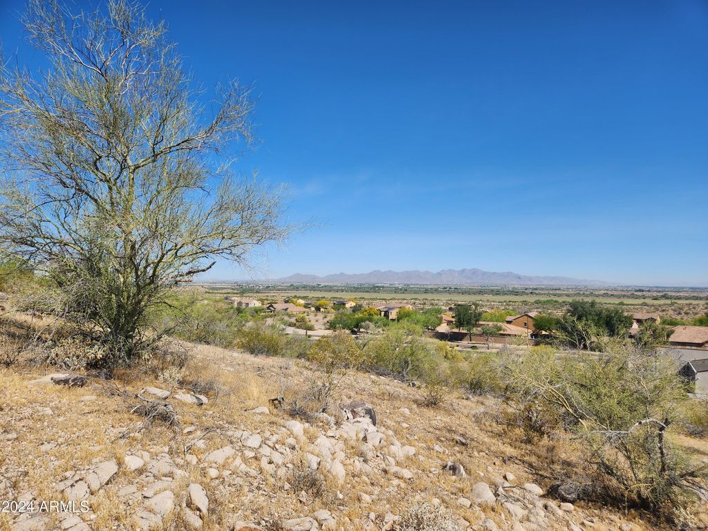 17929 W ESTES Way 6, Goodyear, AZ 85338 — photo 4