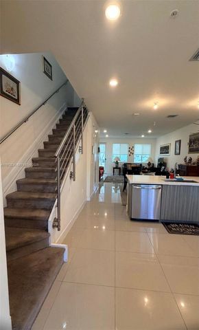 6401 NW 103rd Place 106, Doral, FL 33178
