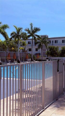 6401 NW 103rd Place 106, Doral, FL 33178