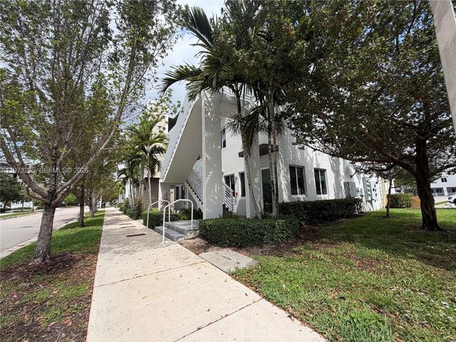6401 NW 103rd Place 106, Doral, FL 33178