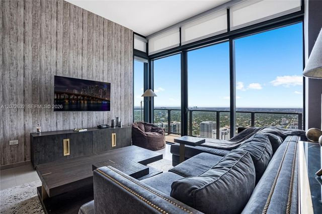 88 SW 7th Street 4006, Miami, FL 33130