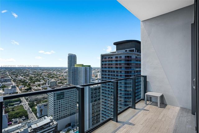 88 SW 7th Street 4006, Miami, FL 33130