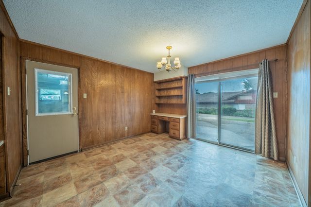 806 E Coral Way, Grand Prairie, TX 75051