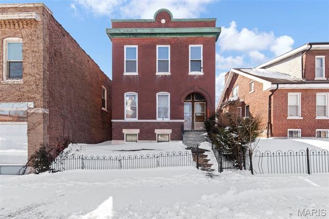 3106 Chippewa Street, St Louis, MO 63118