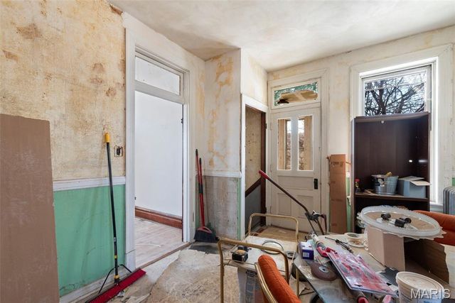 3106 Chippewa Street, St Louis, MO 63118