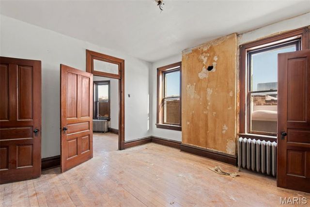 3106 Chippewa Street, St Louis, MO 63118