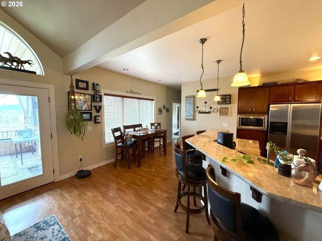 505 Woodland Rd, Goldendale, WA 98620