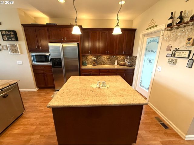 505 Woodland Rd, Goldendale, WA 98620