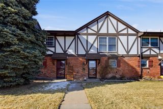 3825 S Monaco Parkway 113, Denver, CO 80237