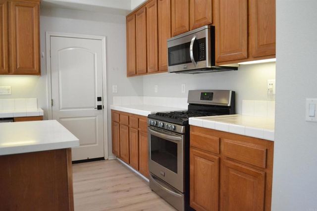 34592 Wintersweet Lane, Winchester, CA 92596