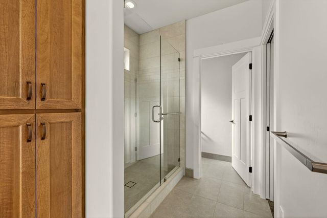 4090 Crystal Springs Drive, Medford, OR 97504