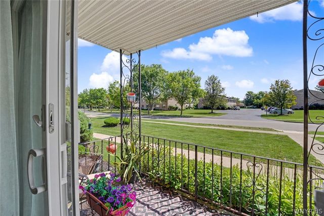 120 Old Lyme Drive 4, Amherst, NY 14221