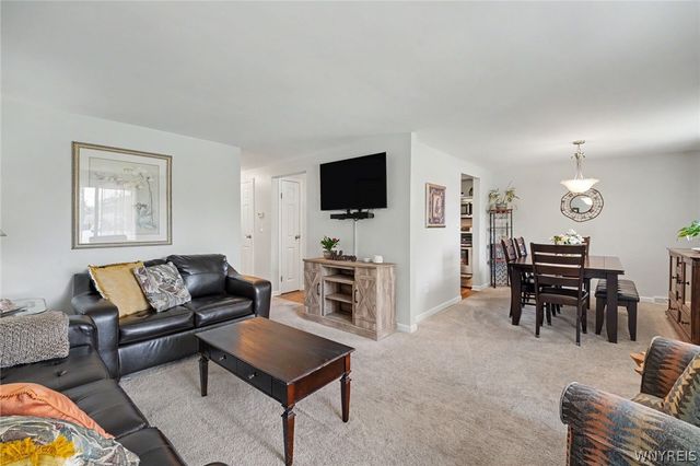 120 Old Lyme Drive 4, Amherst, NY 14221