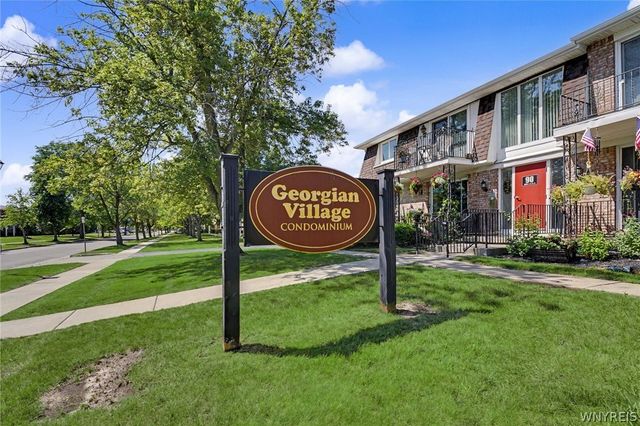 120 Old Lyme Drive 4, Amherst, NY 14221