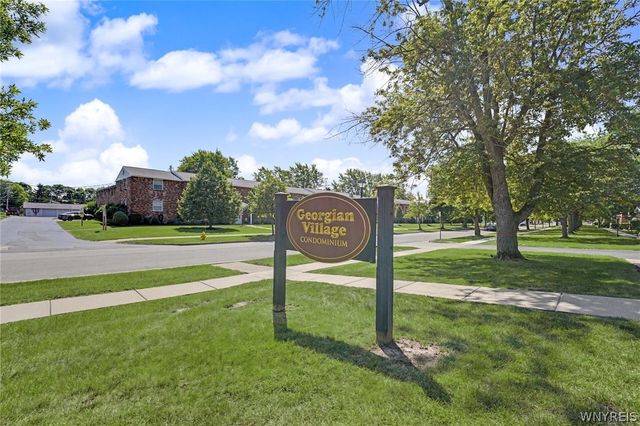 120 Old Lyme Drive 4, Amherst, NY 14221