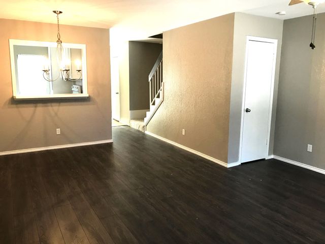 7326 Kingswood Circle, Fort Worth, TX 76133