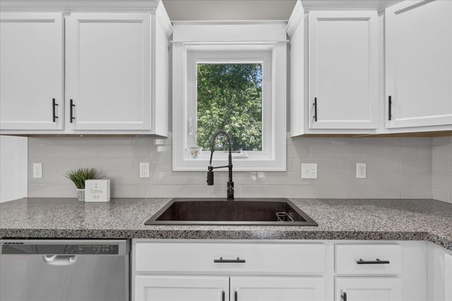 2747 4 Mile Road NW, Grand Rapids, MI 49544