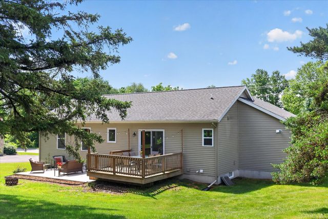 2747 4 Mile Road NW, Grand Rapids, MI 49544